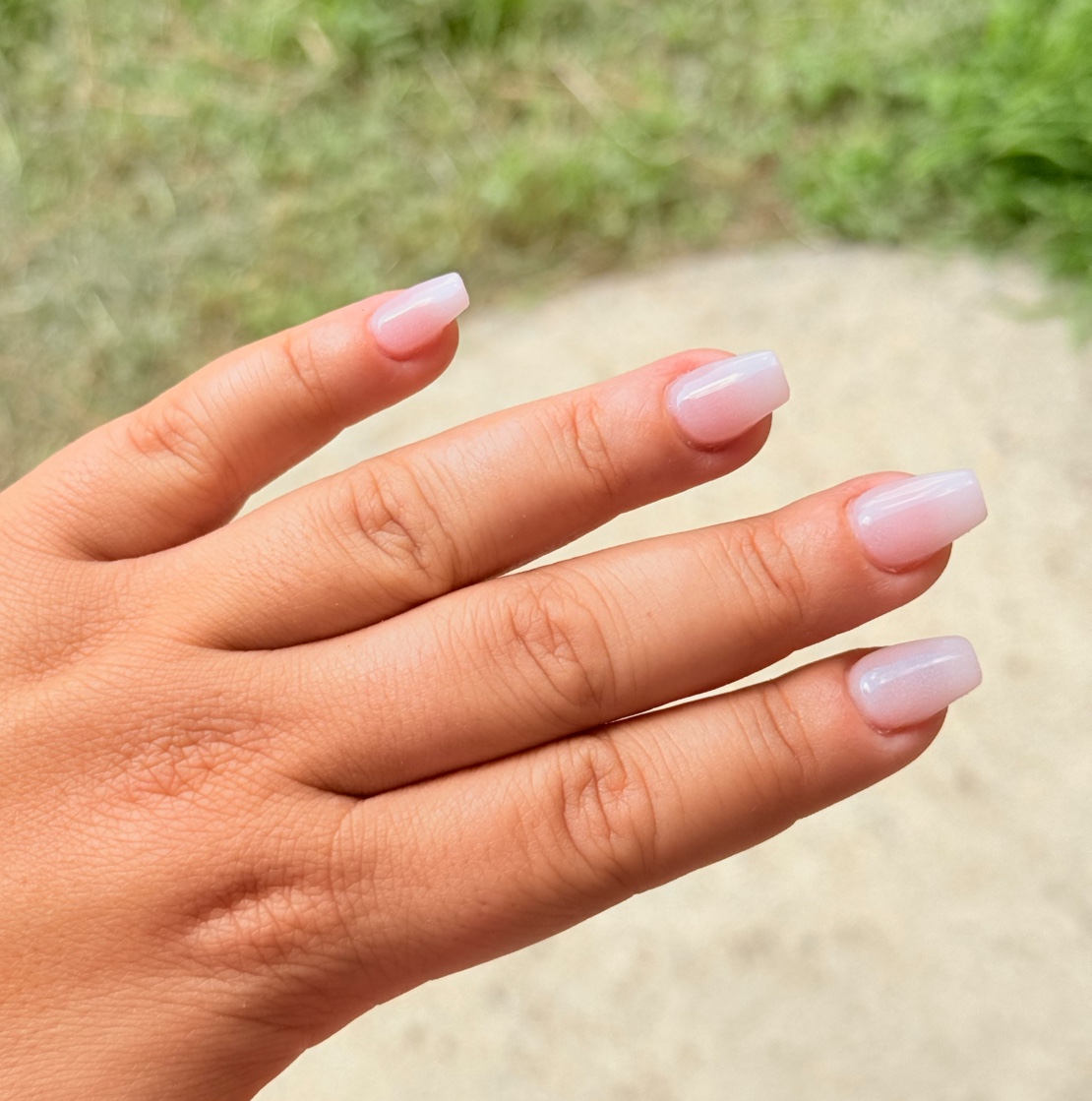 Lux Nails & Spa nail photo 3